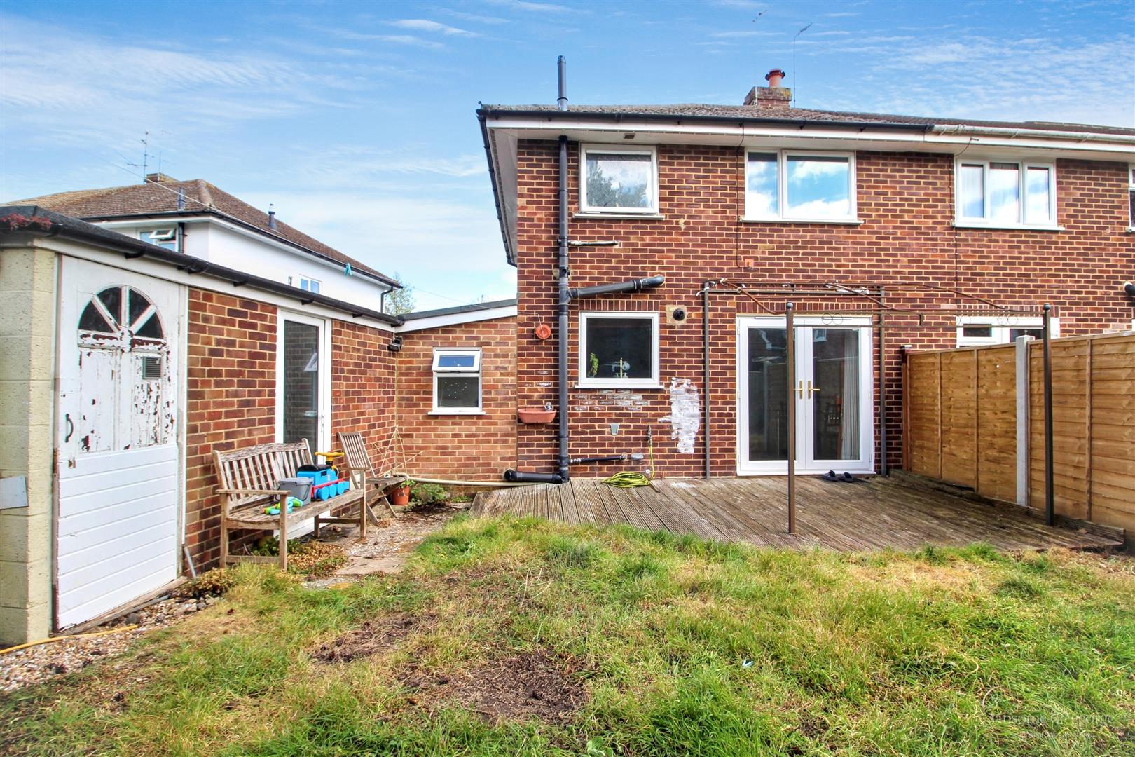 Ainsdale Crescent, Southcote, Reading
